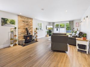 Open Plan Living- click for photo gallery